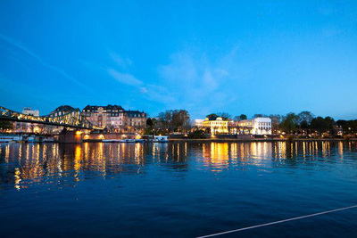 欧洲四国-德法瑞意13日游